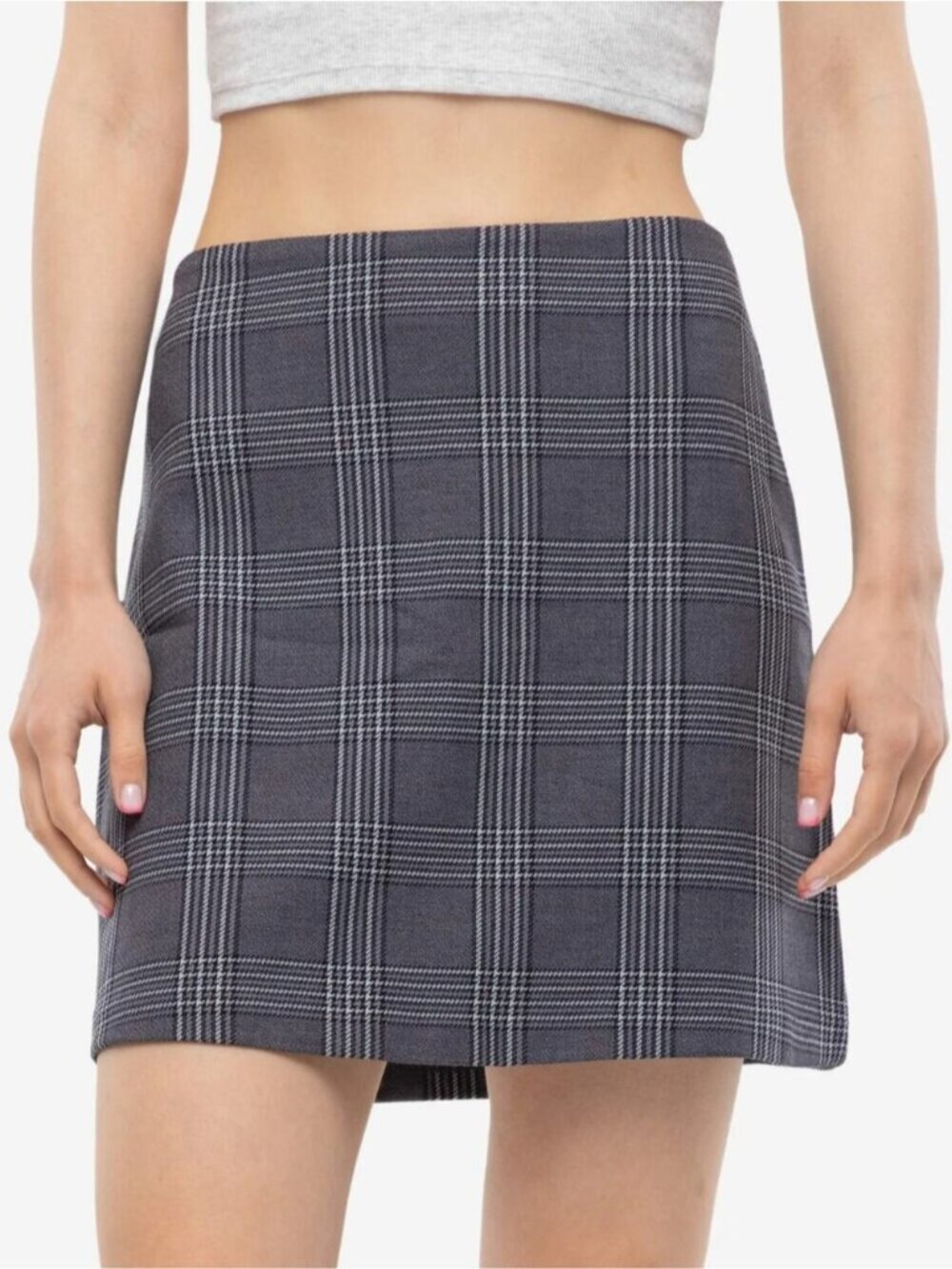 WILFRED Aritzia Classic Mini Skirt Plaid Gray Sz 4